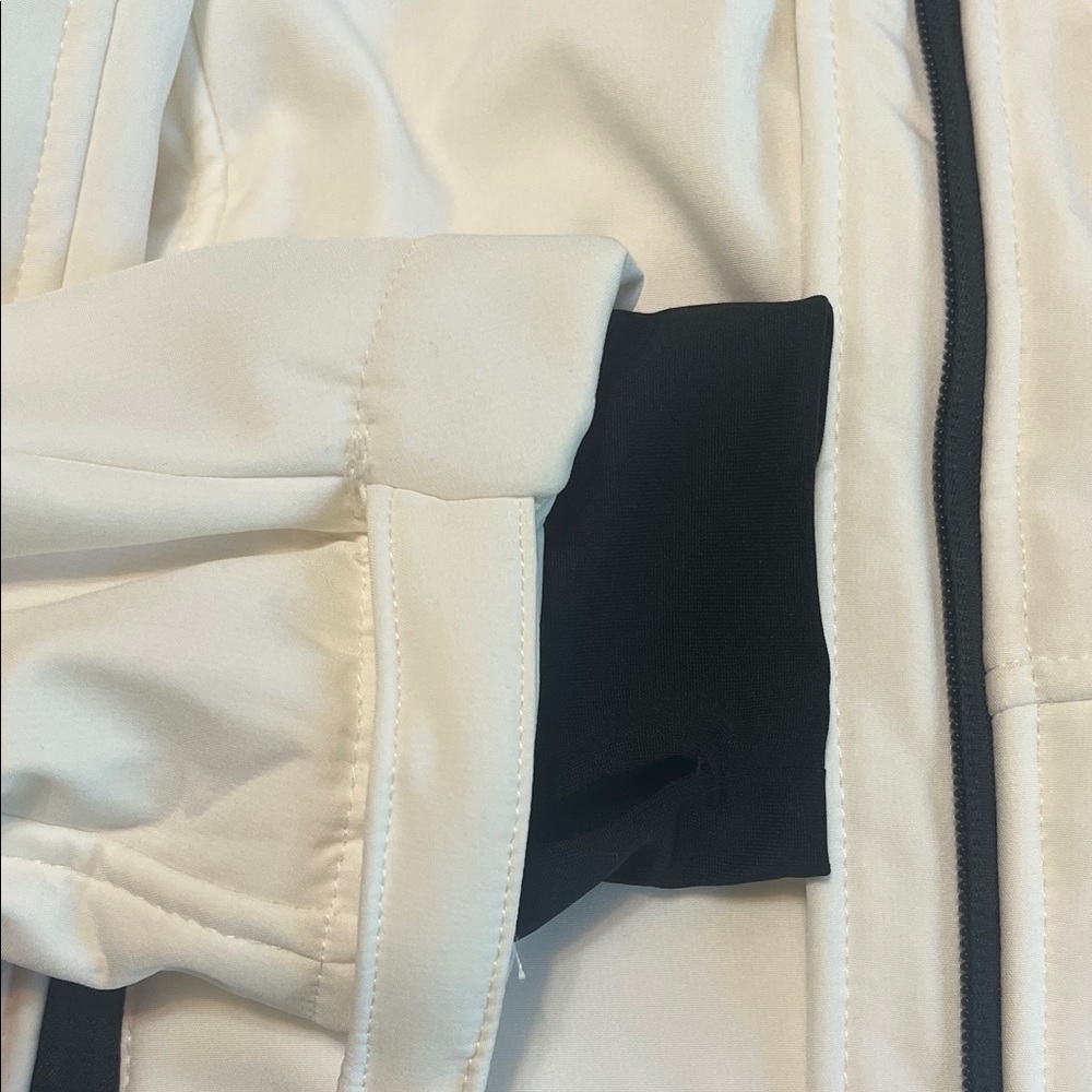 Spyder White Jacket with Black Trim - Picture 6 of 7